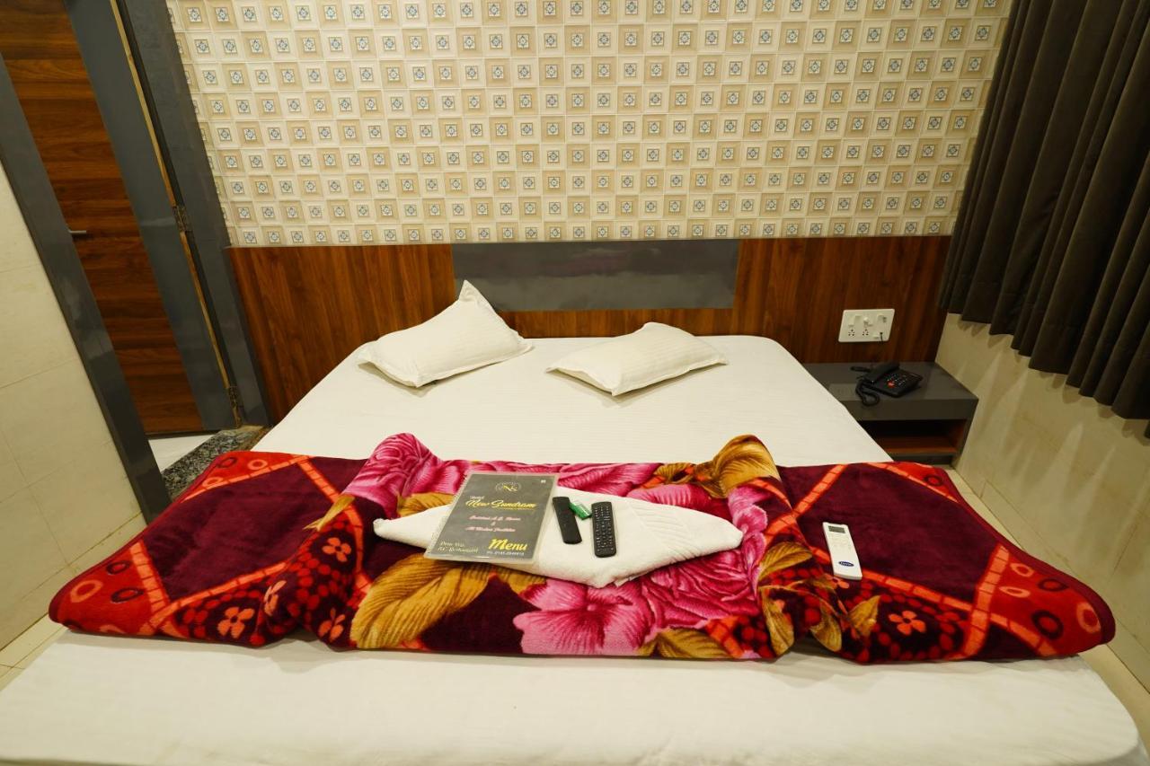 Hotel New Sundaram 150 Mtrs From Dargah Аджмер Екстериор снимка