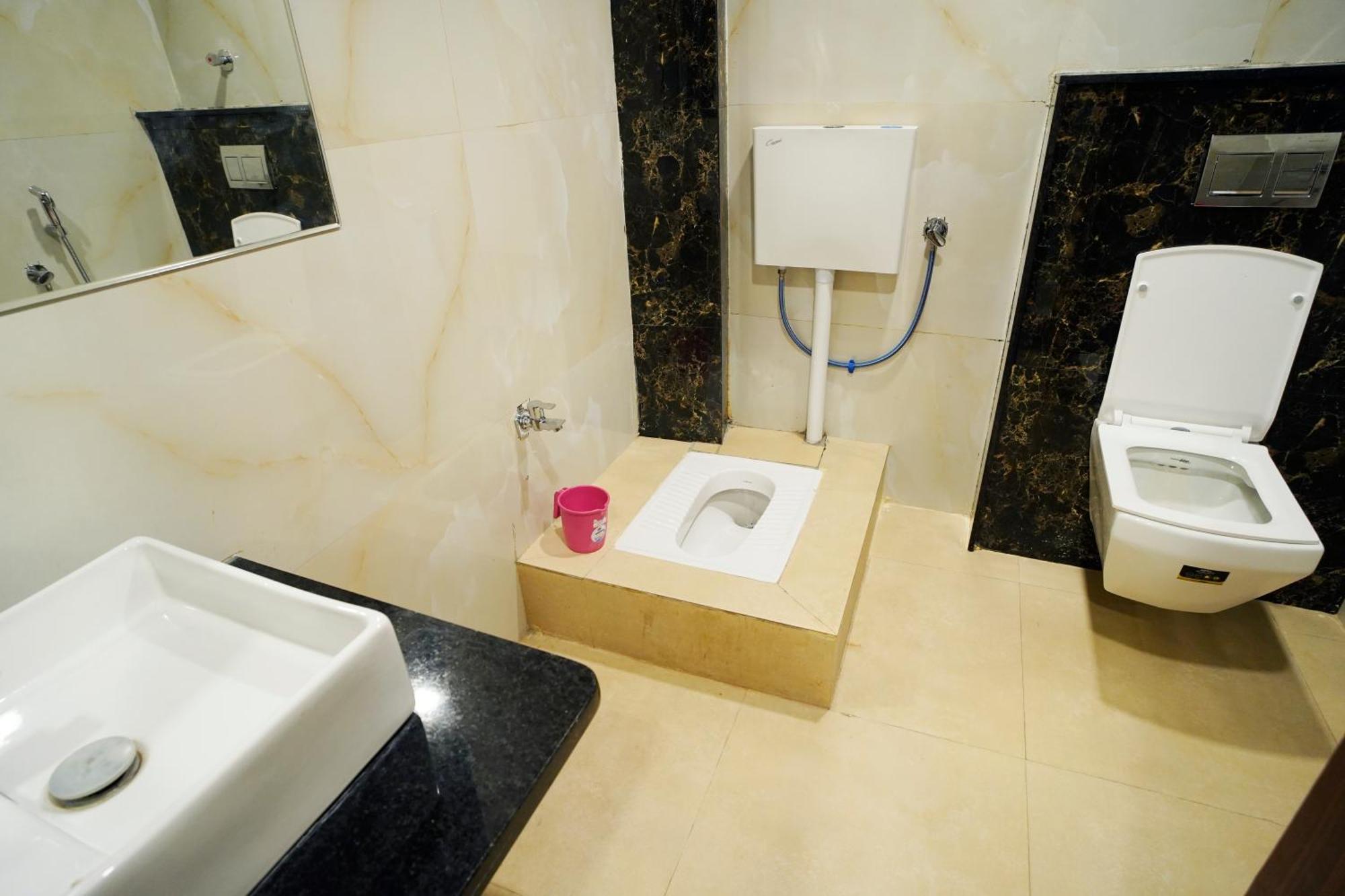 Hotel New Sundaram 150 Mtrs From Dargah Аджмер Екстериор снимка