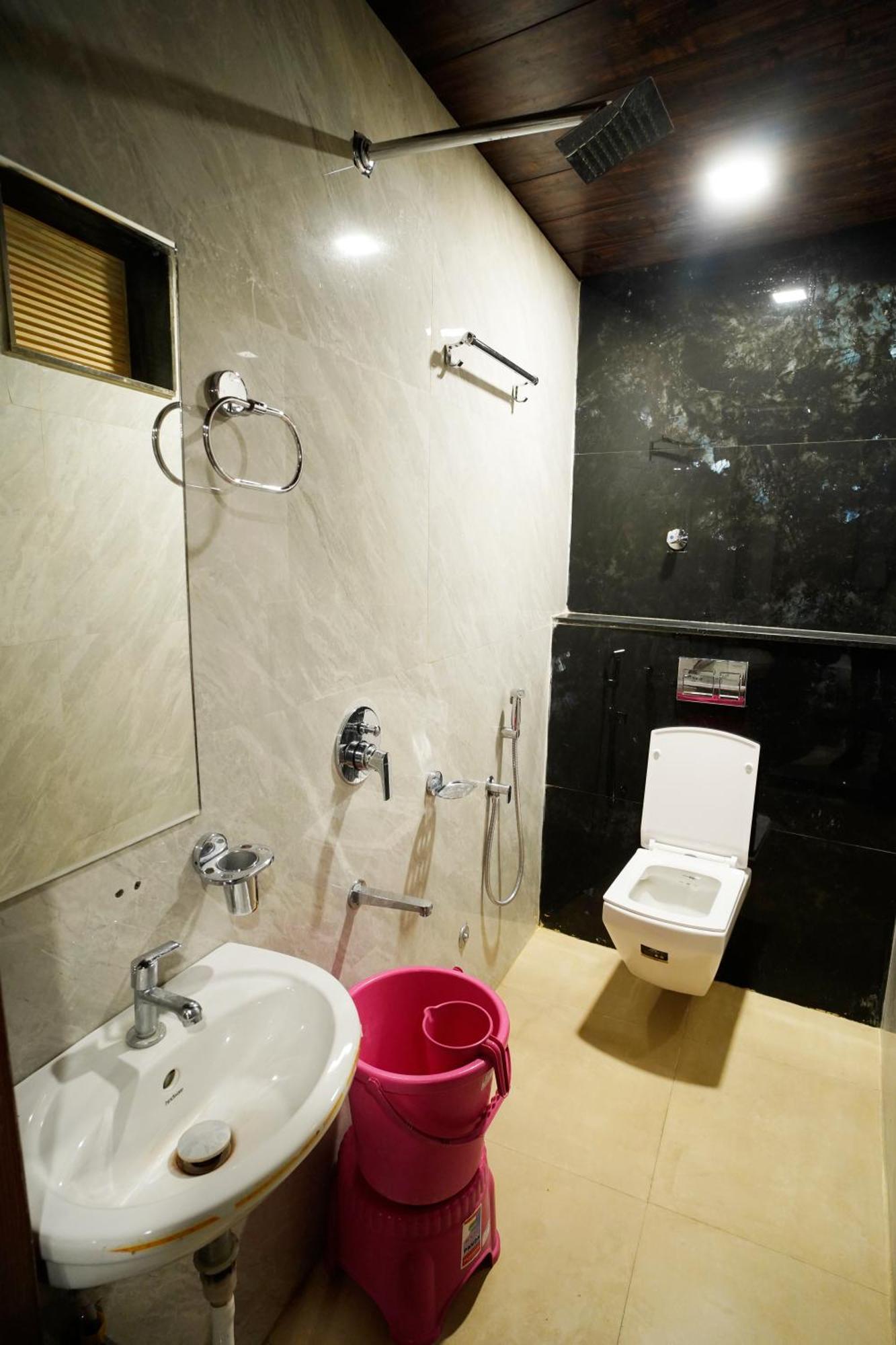 Hotel New Sundaram 150 Mtrs From Dargah Аджмер Екстериор снимка