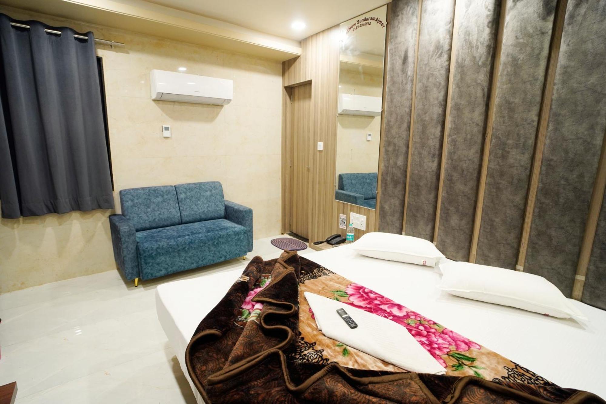 Hotel New Sundaram 150 Mtrs From Dargah Аджмер Екстериор снимка